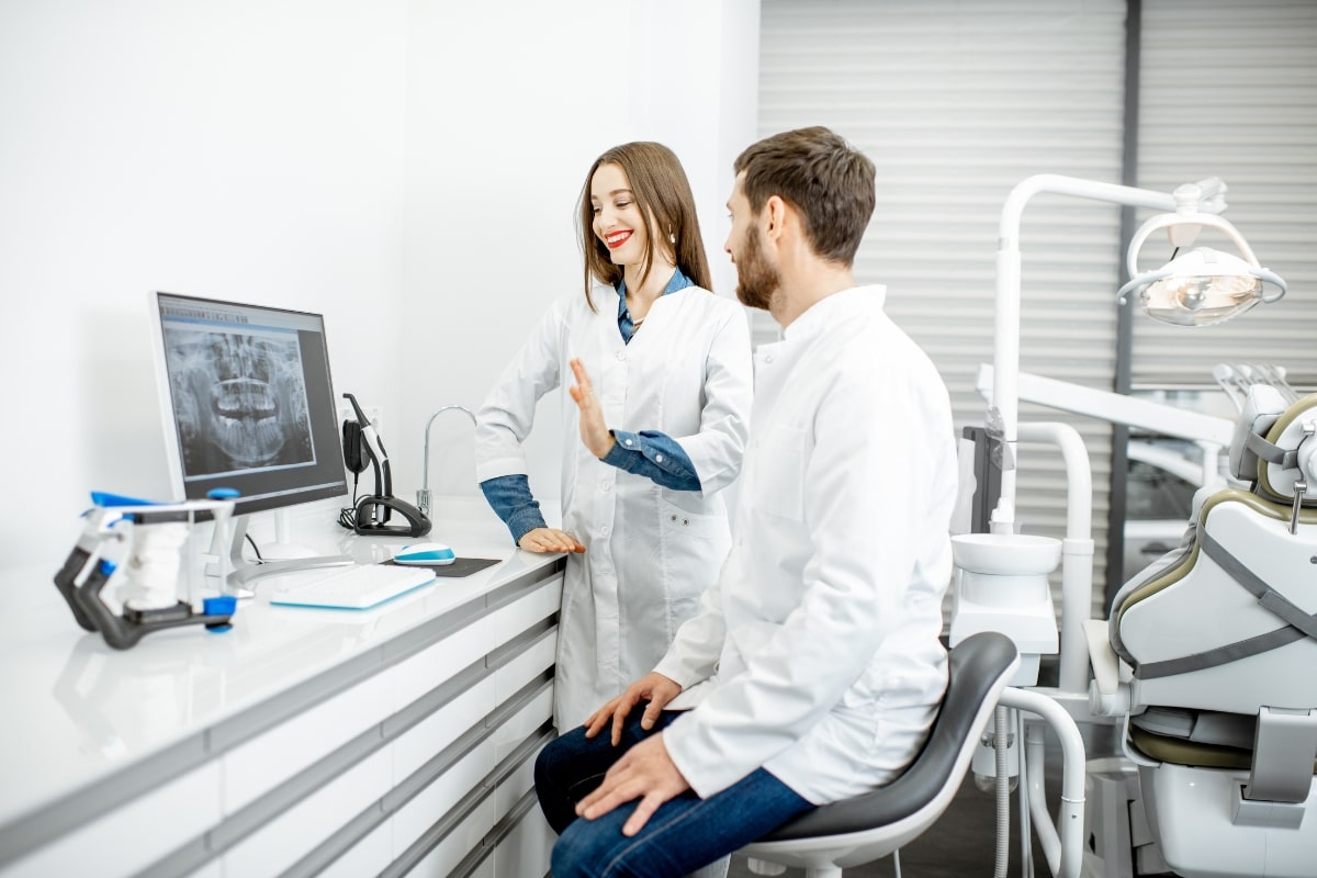 dental assistant in Kyle